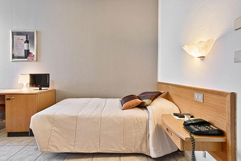 Hotel Celestino Piobesi Torinese Dış mekan fotoğraf