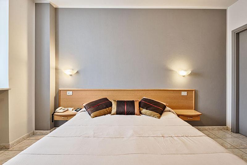 Hotel Celestino Piobesi Torinese Dış mekan fotoğraf